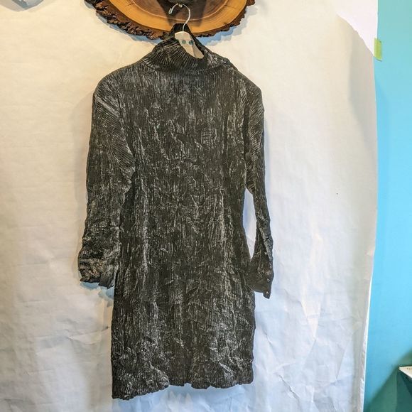 Issey Miyake Dresses & Skirts - ISSEY Miyake black dress size L in EUC